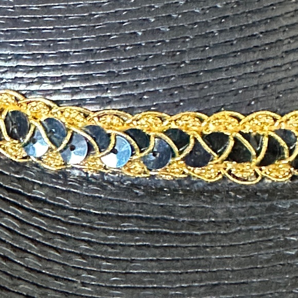 ENTRANCING 1970S\' NAVY STRAW WIDE BRIM HAT WITH SEQUINS, CRIN & SHINY GOLD TRIM main image 12
